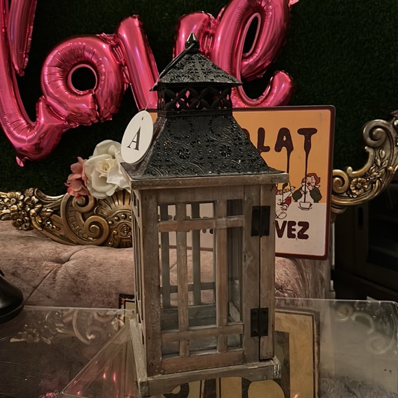 Lantern - Picture 3 of 7